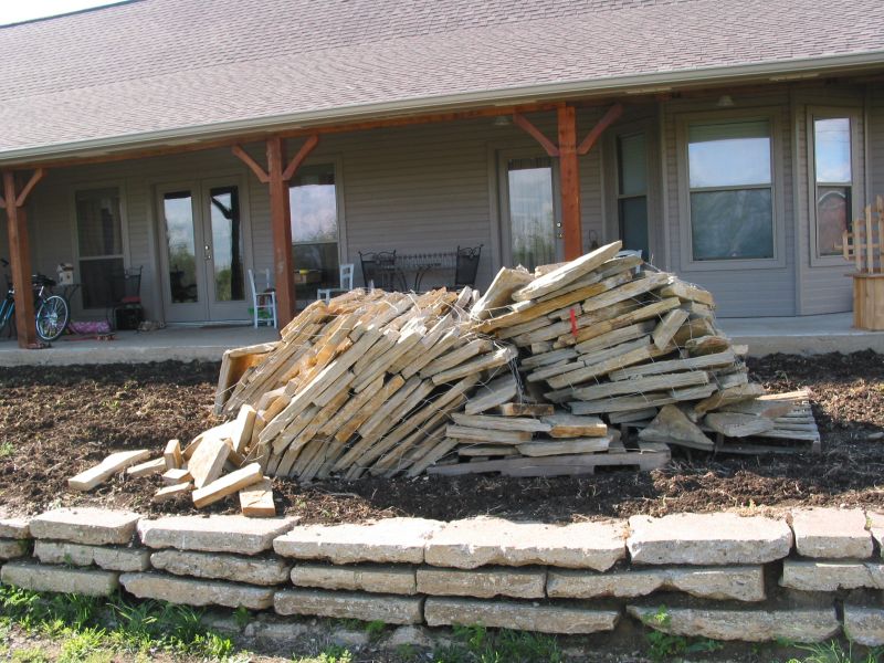 The unloaded flagstones