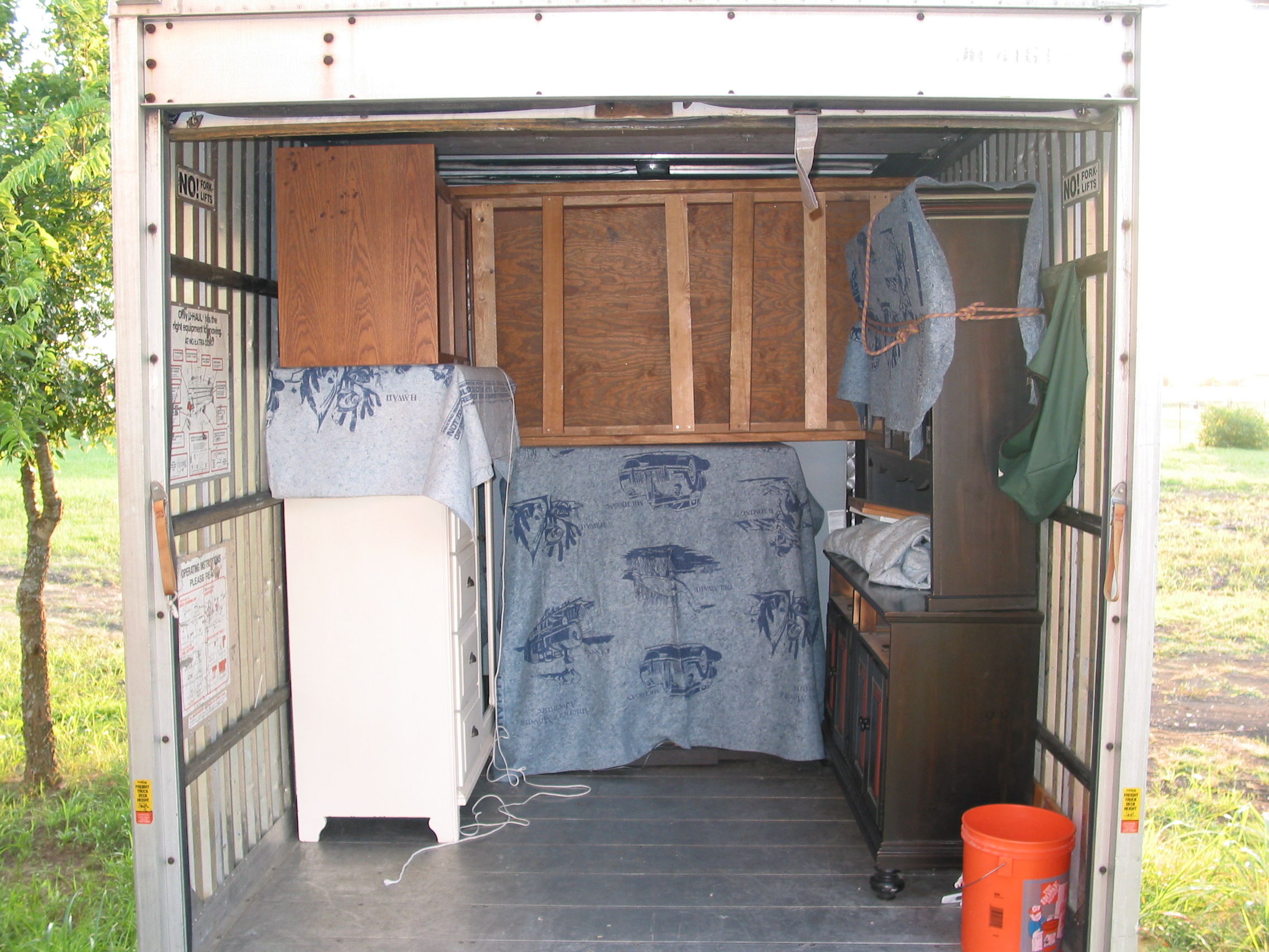 After the truck is 1/3 empty, you can still see that we packed it "high and tight".