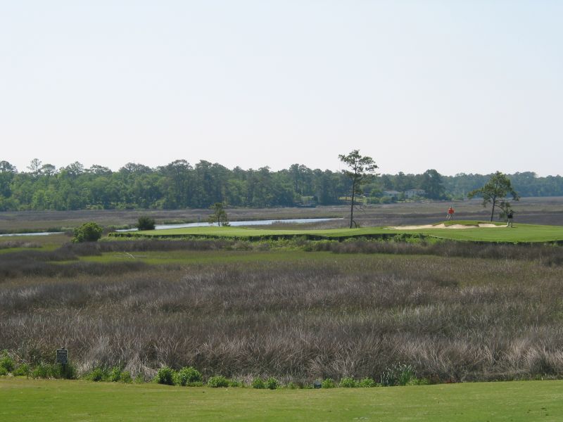 River's Edge - Eric on Hole 9