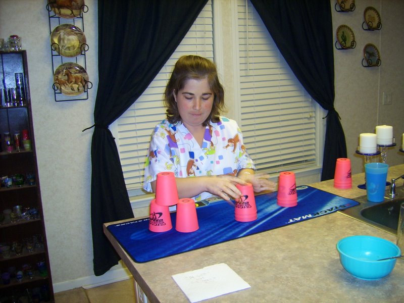 Jamie stacking cups