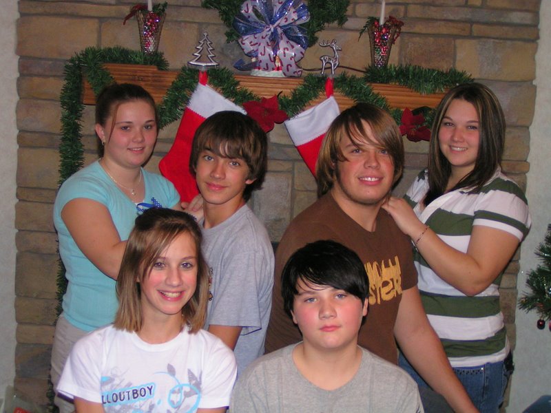 The cousins. Cassandra, Holly, Andrew, Derek, Cameron, and Paige