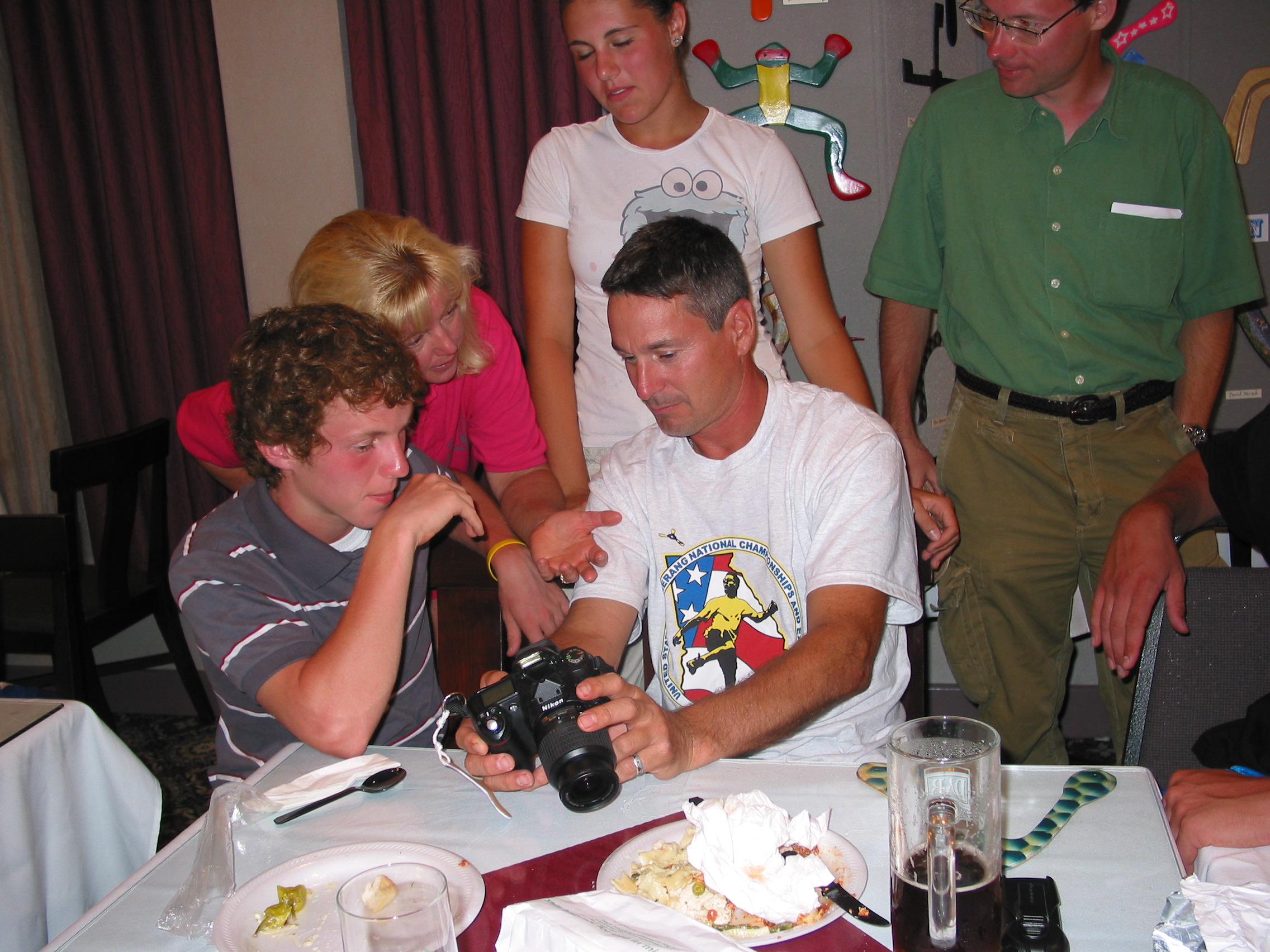 Gregg shows some photos on his fancy DSLR