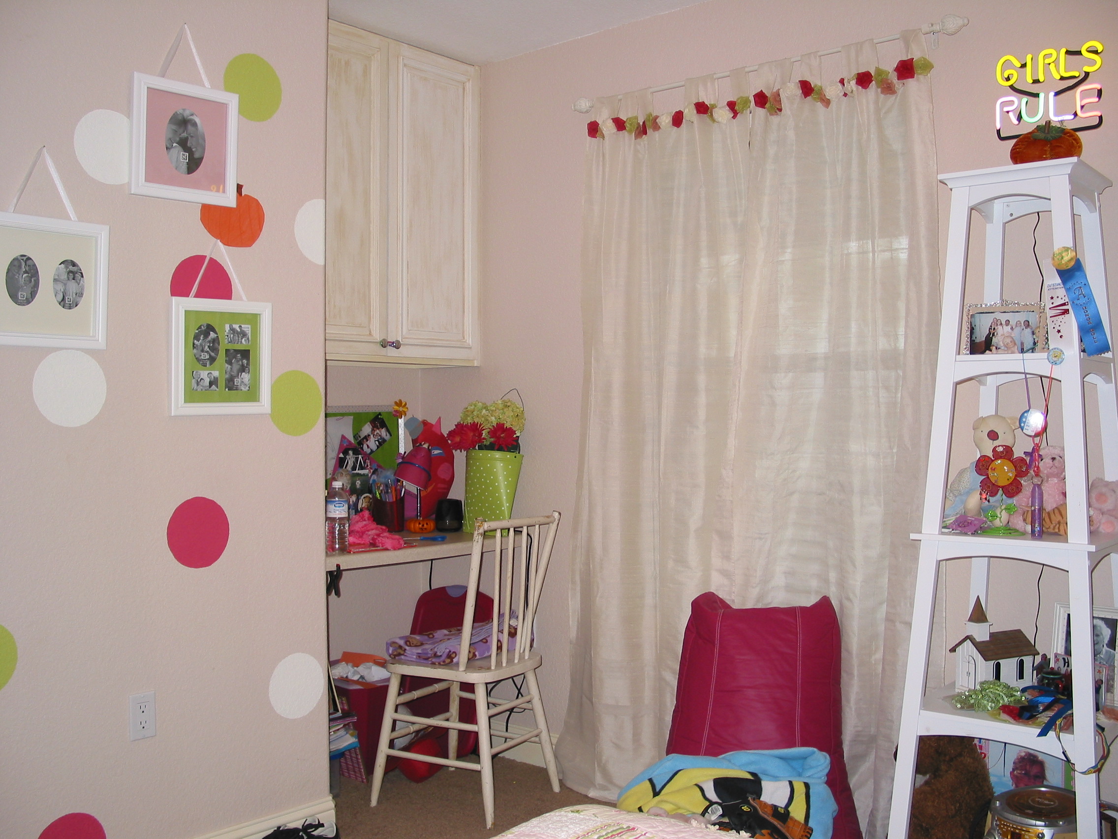 Yet another shot of Holly's room. This is the built-in desk.