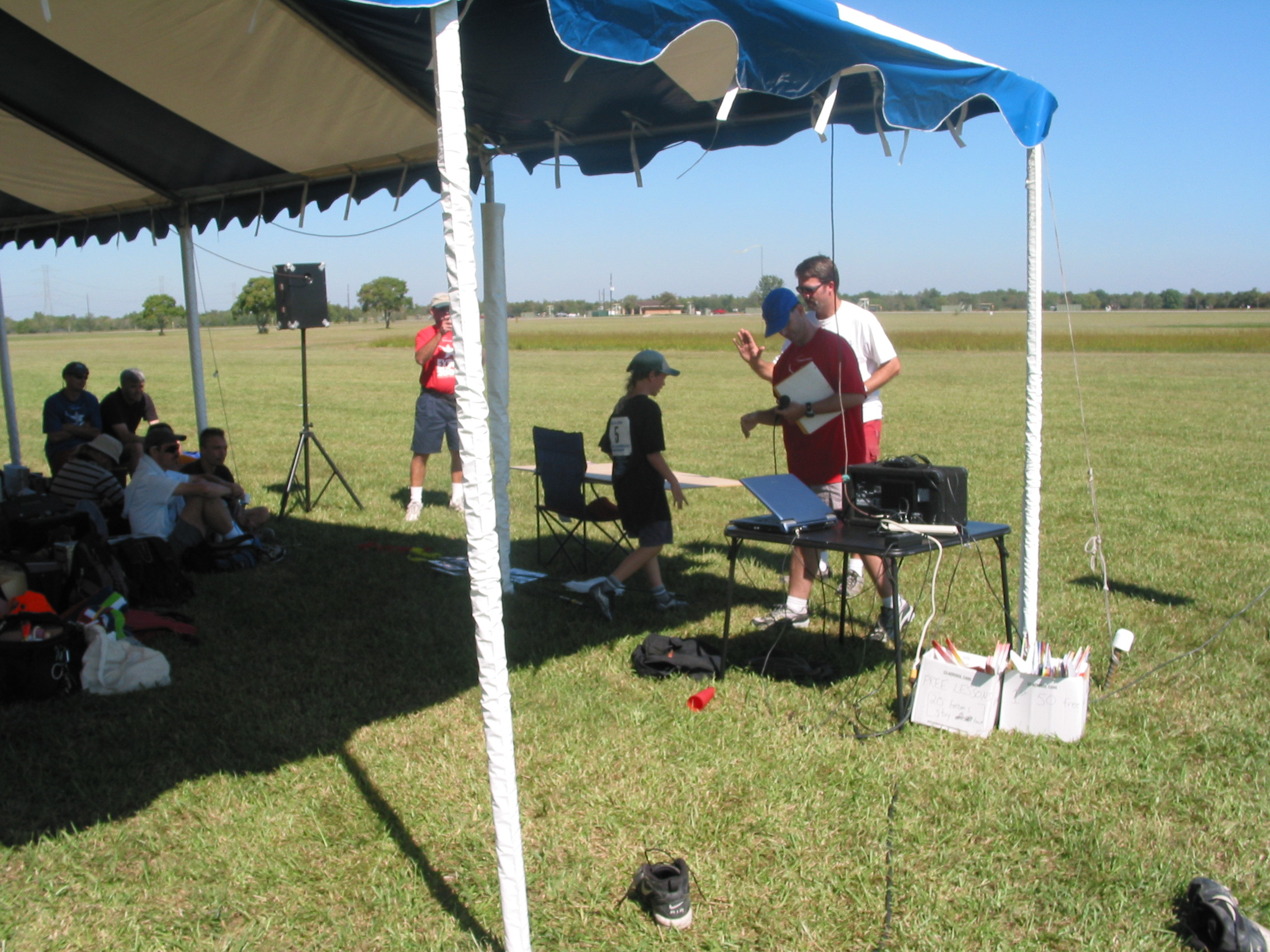 Noam Krabbe gets a medal